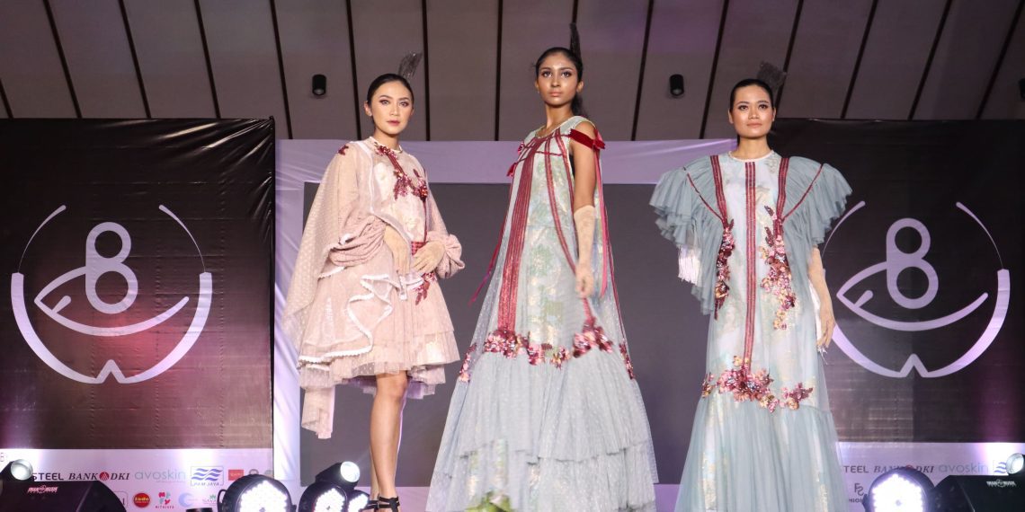 Melihat Keanggunan Busana dalam BFW 2022